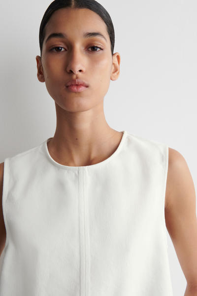 COS ノースリーブデニムトップ