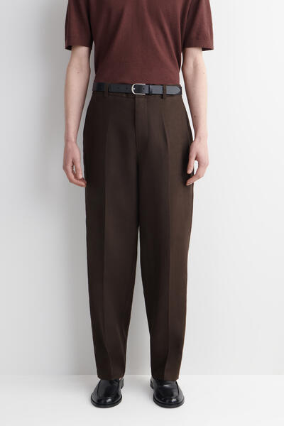 COS リラックスフィット リネンテーパードパンツ