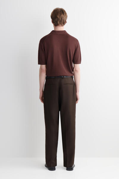 COS リラックスフィット リネンテーパードパンツ