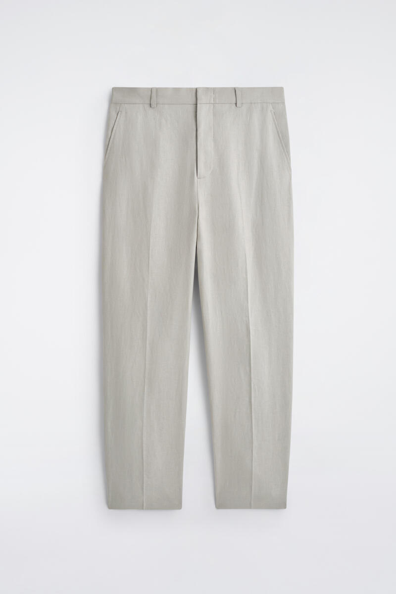 COS リラックスフィット リネンテーパードパンツ