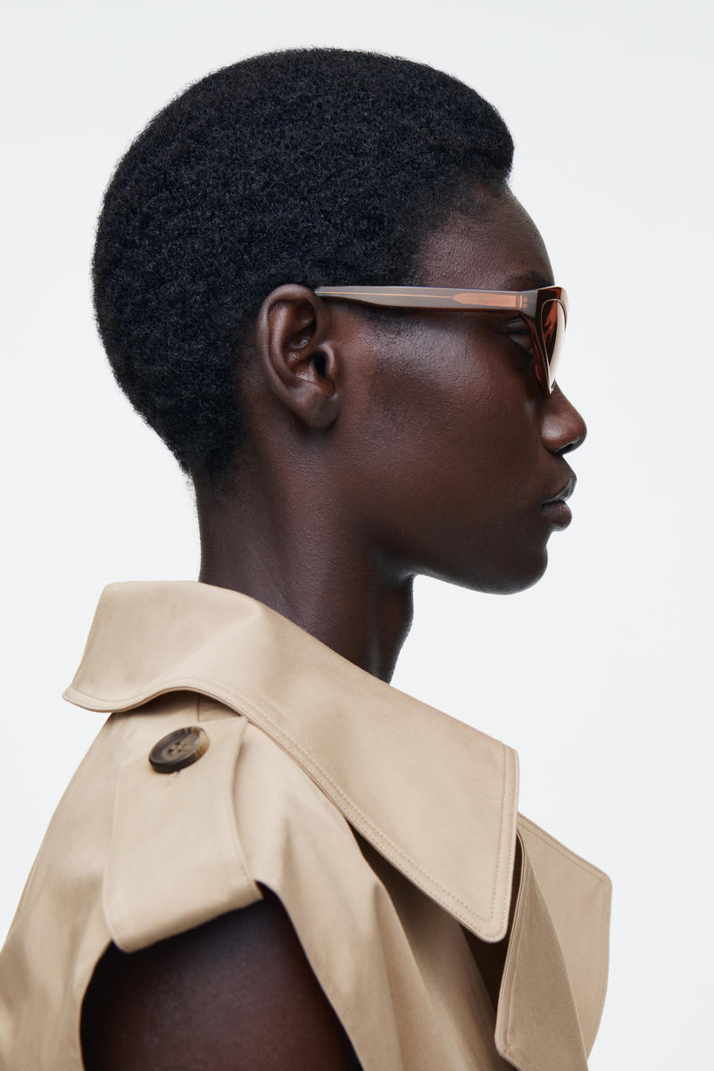 COS ANGULARキャットアイサングラス