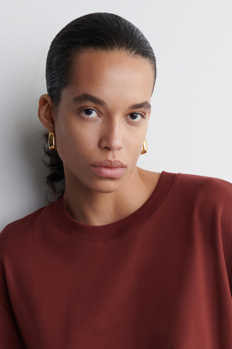 COS オーバーサイズTシャツ