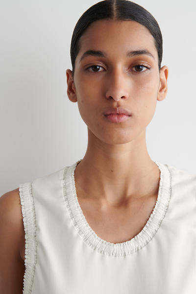 COS ギャザーコットンタンクトップ