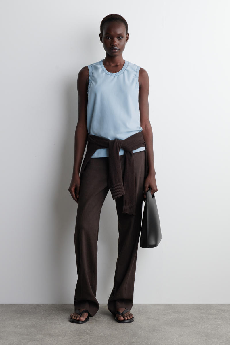 COS ギャザーコットンタンクトップ