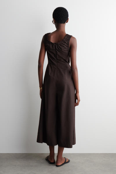 COS シャーリングコットンジャンプスーツ