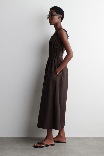 COS シャーリングコットンジャンプスーツ