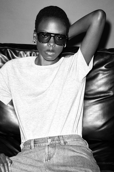 COS クルーネックコットンTシャツ