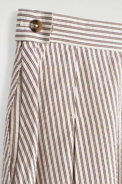 COS ストライプ柄Aラインミディスカート