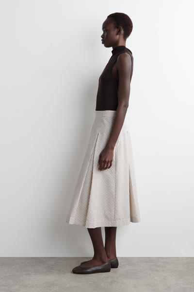 COS ストライプ柄Aラインミディスカート