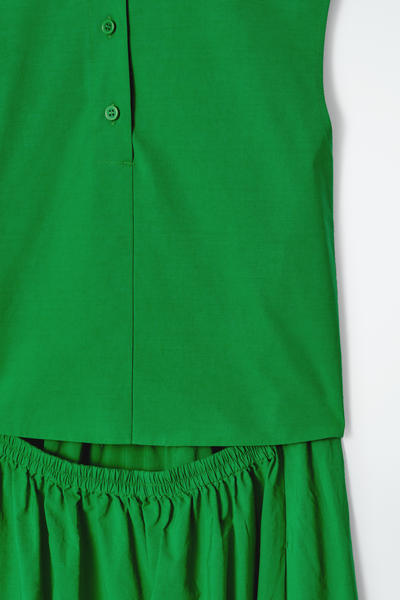 COS オープンバックコットンミディドレス