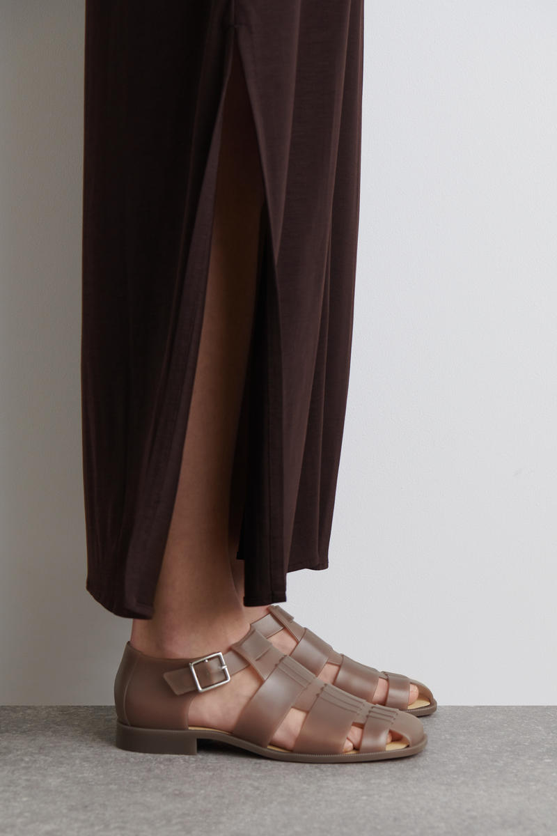 COS ジェリーフィッシャーマンサンダル