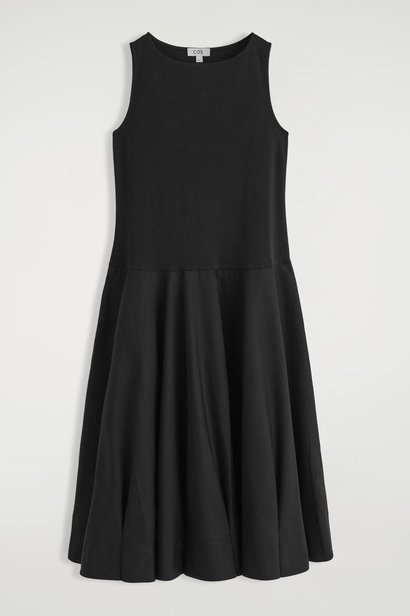 COS ボートネックコットンAラインミディワンピース