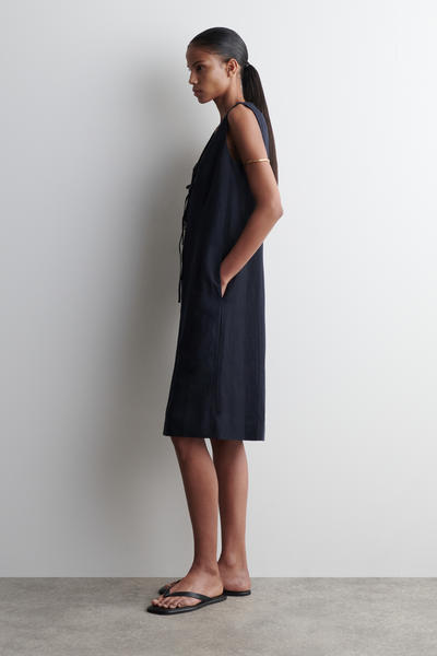 COS タイフロントミディドレス