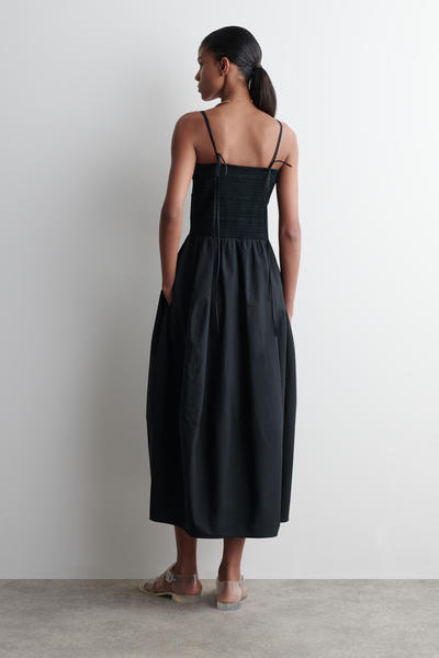 COS スモックミディドレス