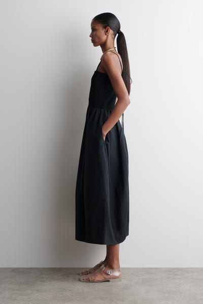 COS スモックミディドレス