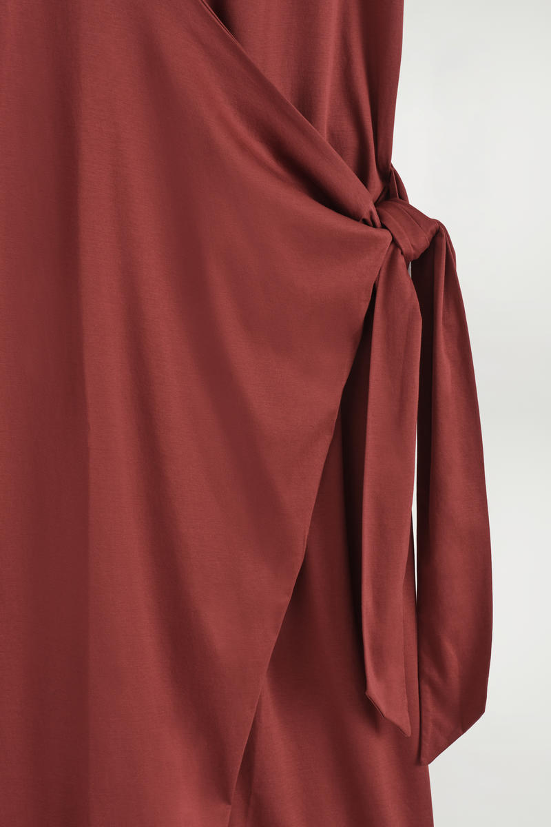 COS ラップフロントTシャツドレス