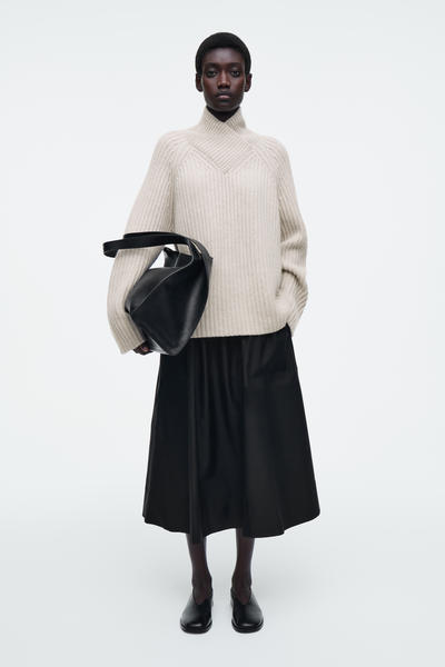 COS レザーバレエフラットシューズ