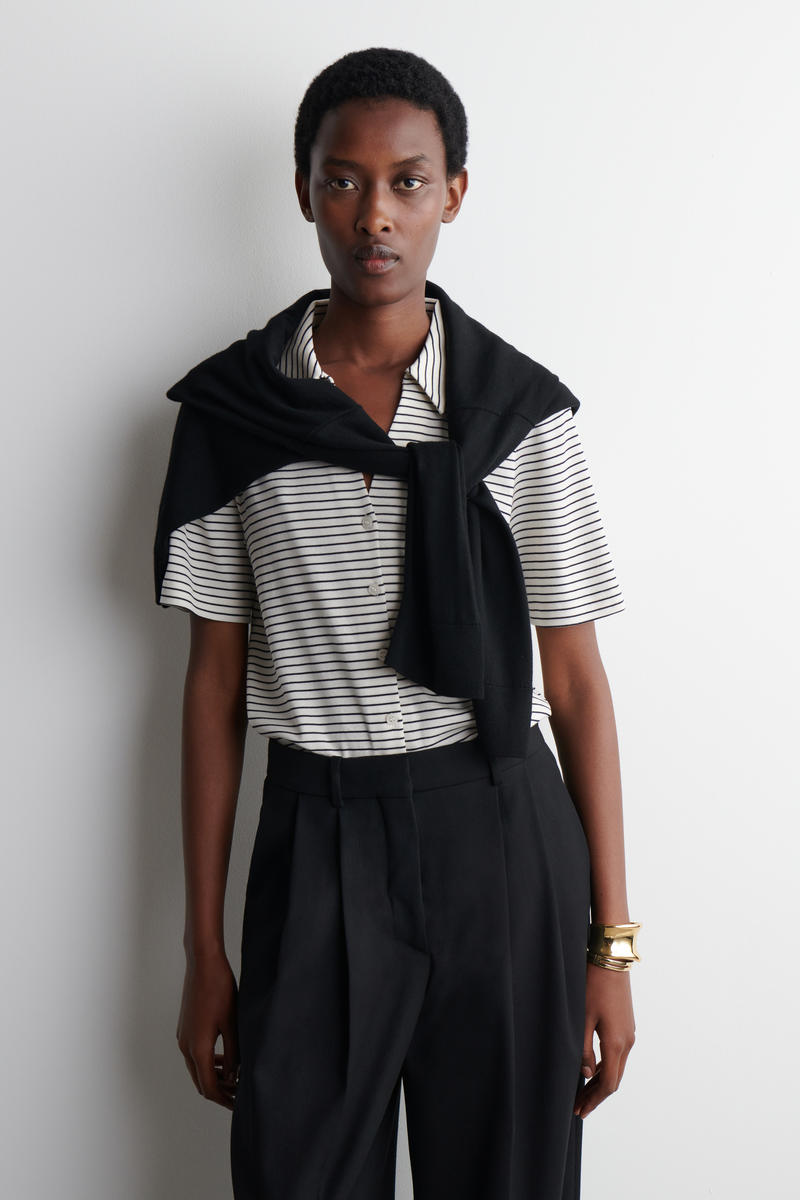 COS ジャージーリゾートシャツ