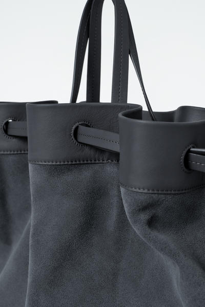 COS スエードドローストリングトートバッグ