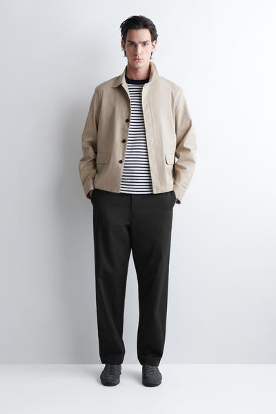 COS コットンクルーネックTシャツ