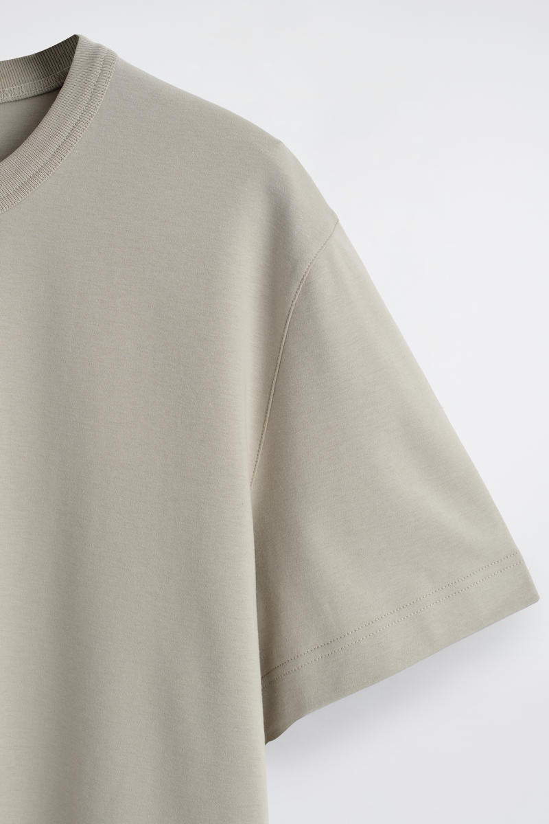 COS インターロックコットンクルーネックTシャツ