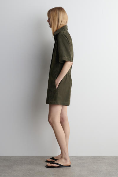 COS スエードプレイスーツ