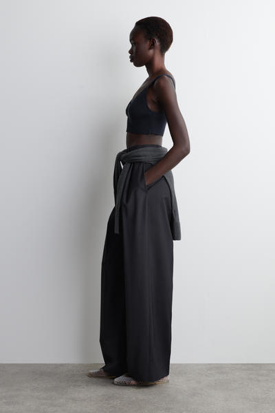 COS ニットコットンブラレット