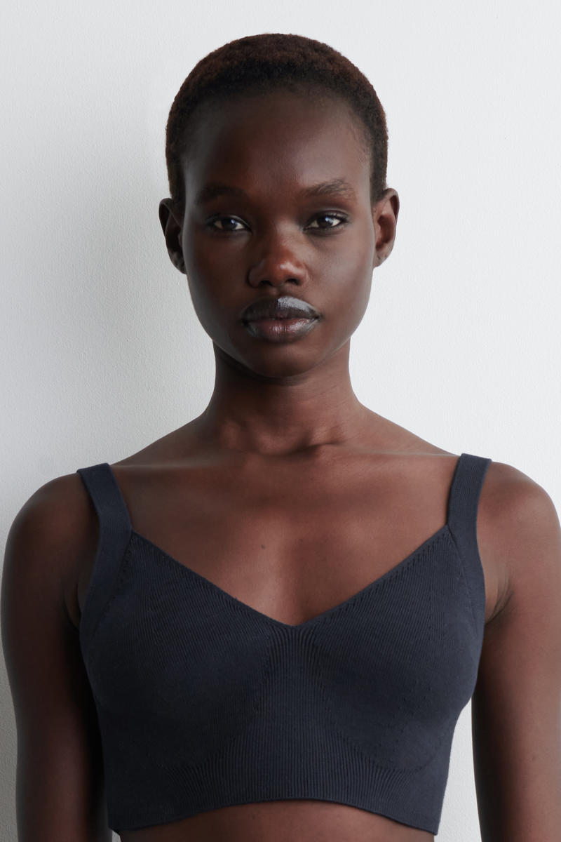 COS ニットコットンブラレット