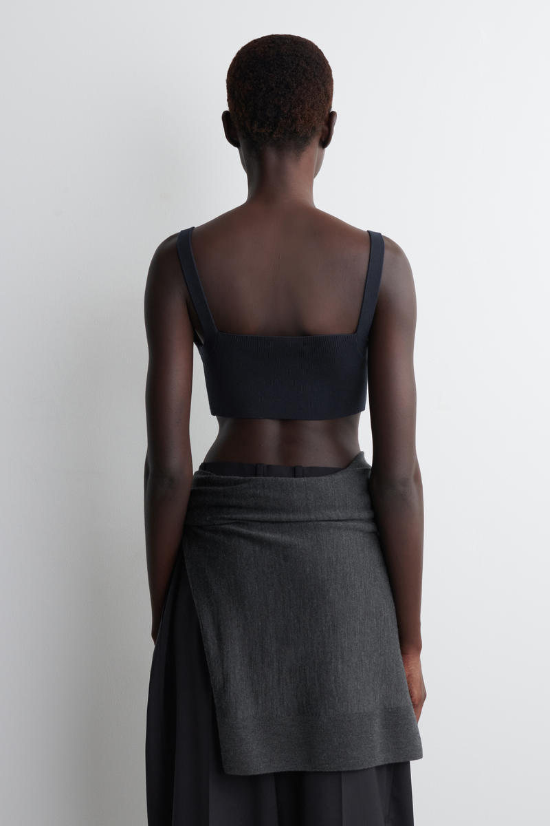 COS ニットコットンブラレット