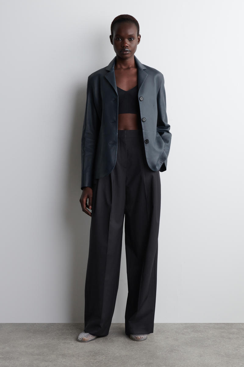 COS ニットコットンブラレット