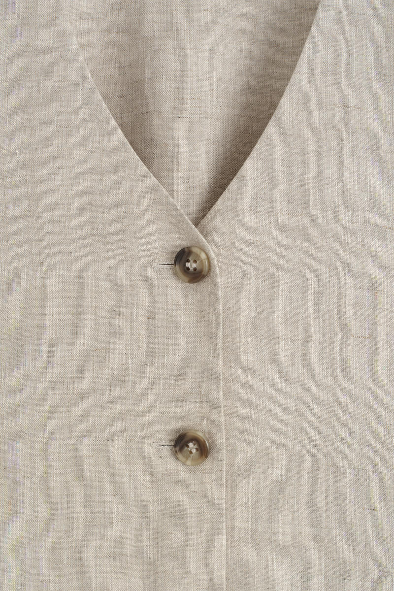 COS ボタン付きリネンミニドレス