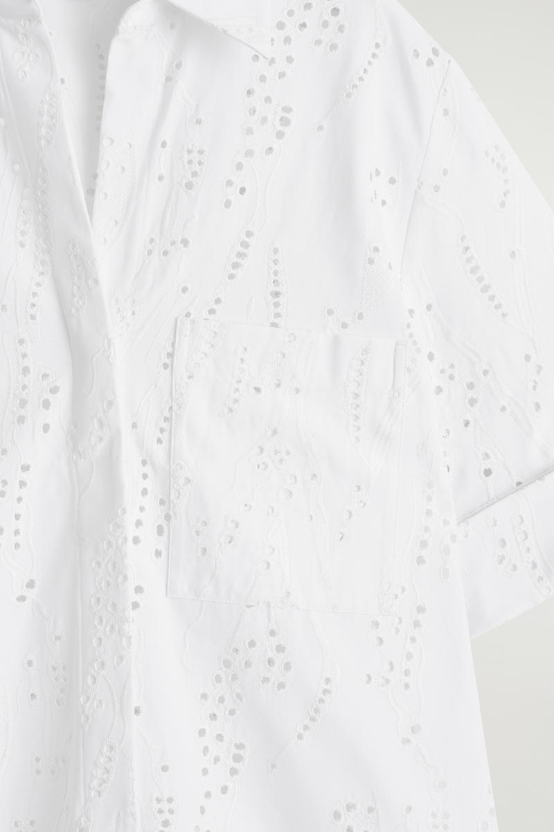 COS ブロデリーアングレーズシャツワンピース