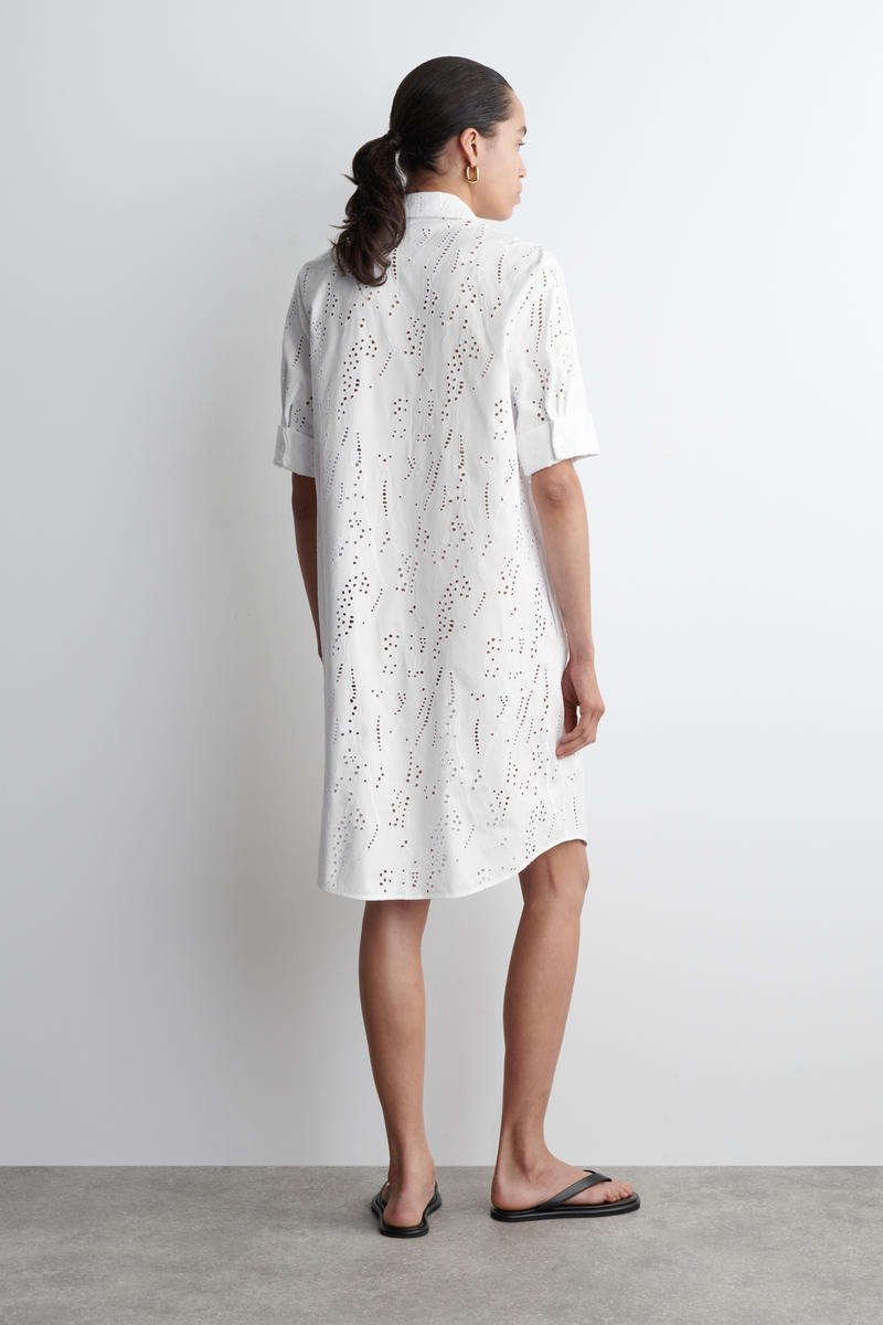 COS ブロデリーアングレーズシャツワンピース