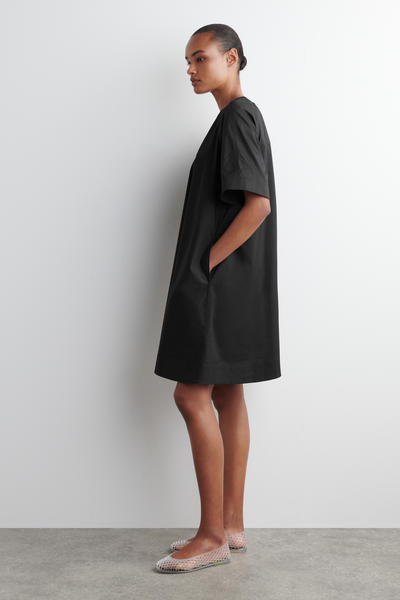 COS タイバックAラインミニドレス