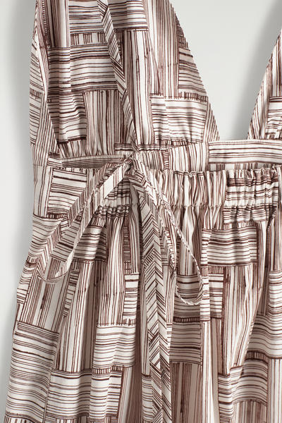 COS プリント柄Vネックマキシワンピース