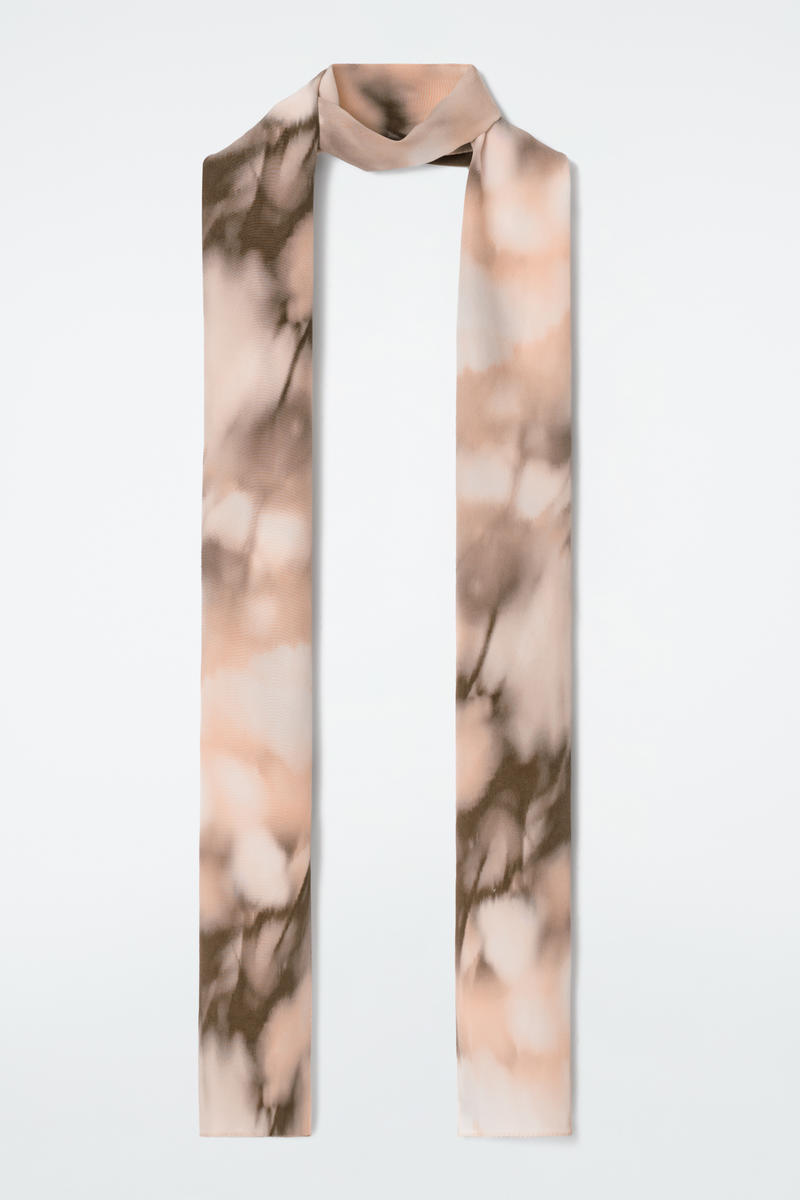 COS プリントシルクスカーフ