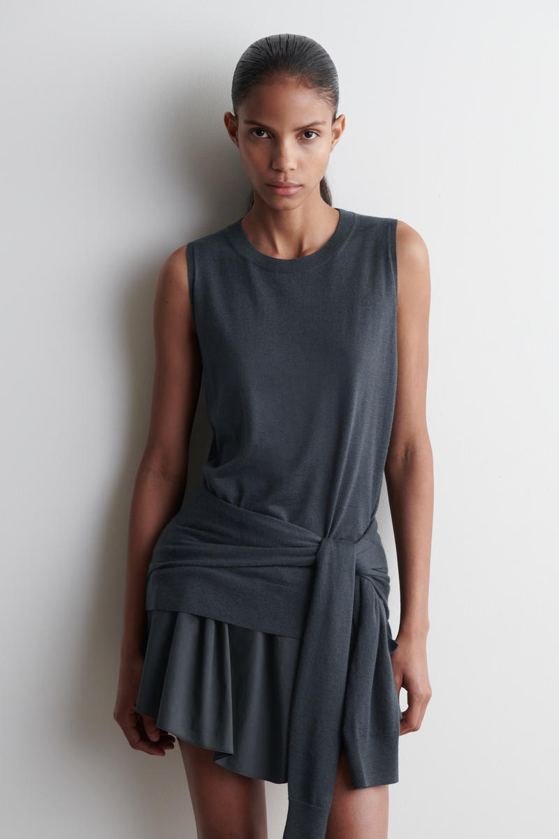 COS レイヤードファインカシミヤカーディガン