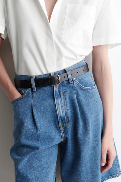 COS ワイドレッグデニムショートパンツ