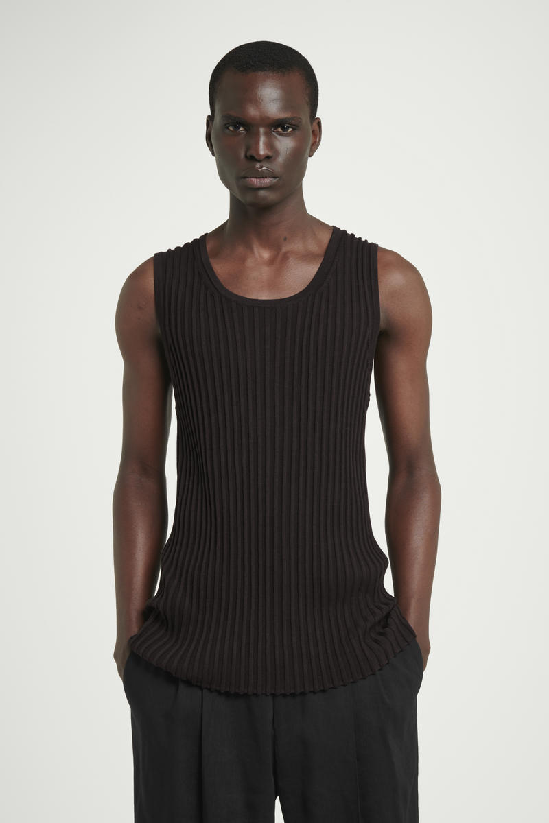 COS シルクコットンベスト