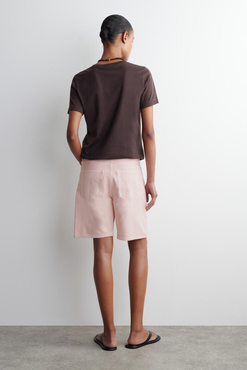 COS ストレートレッグデニムショートパンツ