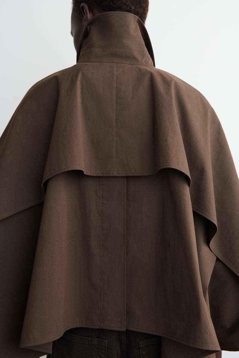 【新品】COS コース オーバーサイズ クロップド トレンチコートケープ CROPPED TRENCH COAT CAPE クロップド トレンチコートケープ ダーク