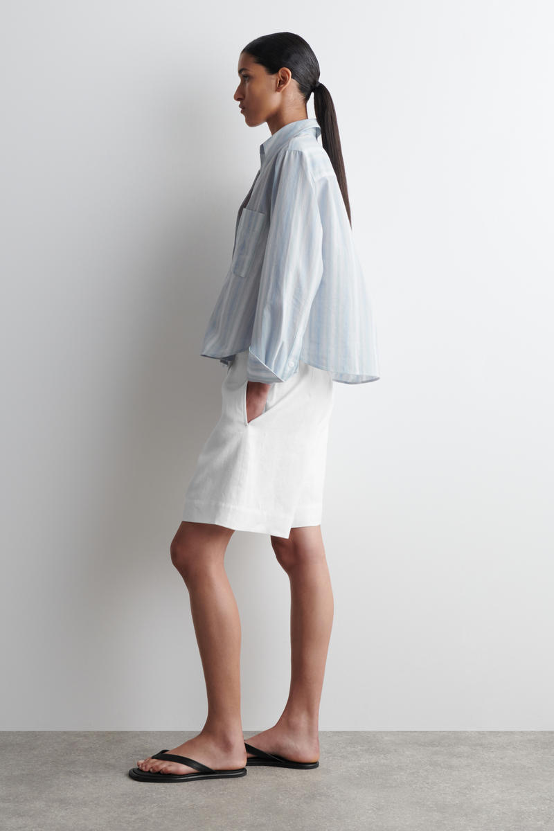 COS クロップドストライプコットンシャツ