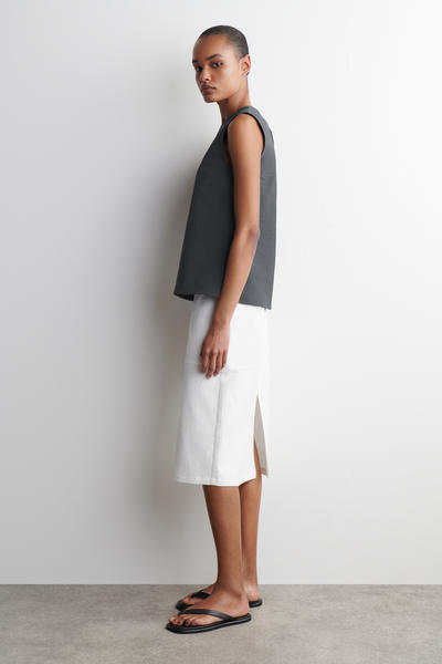 COS ノースリーブコットンシアサッカートップ