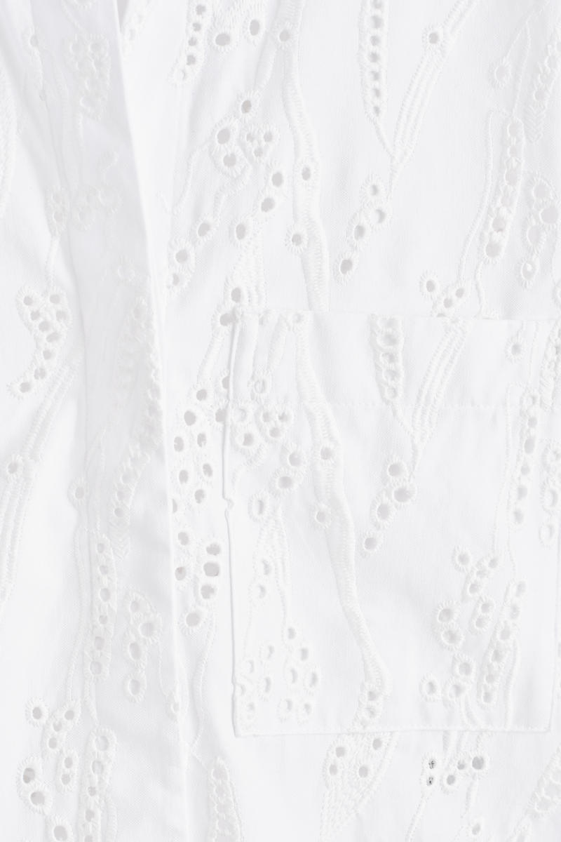 COS クロップドブロドリアングレーズシャツ