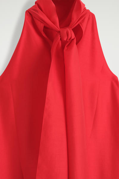 COS フルイド ホルターネック ミニドレス