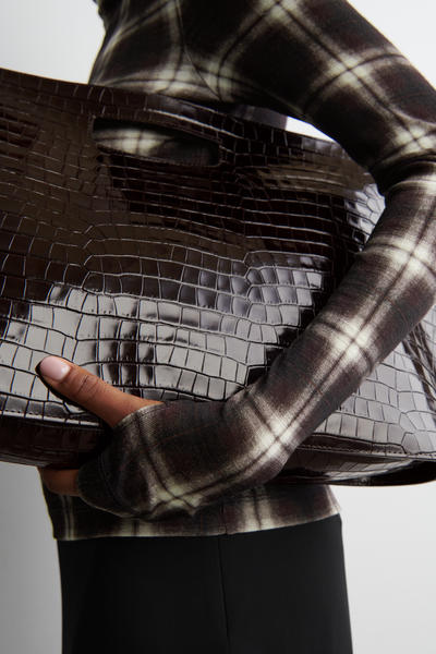 COS メリノウールハイネックトップ