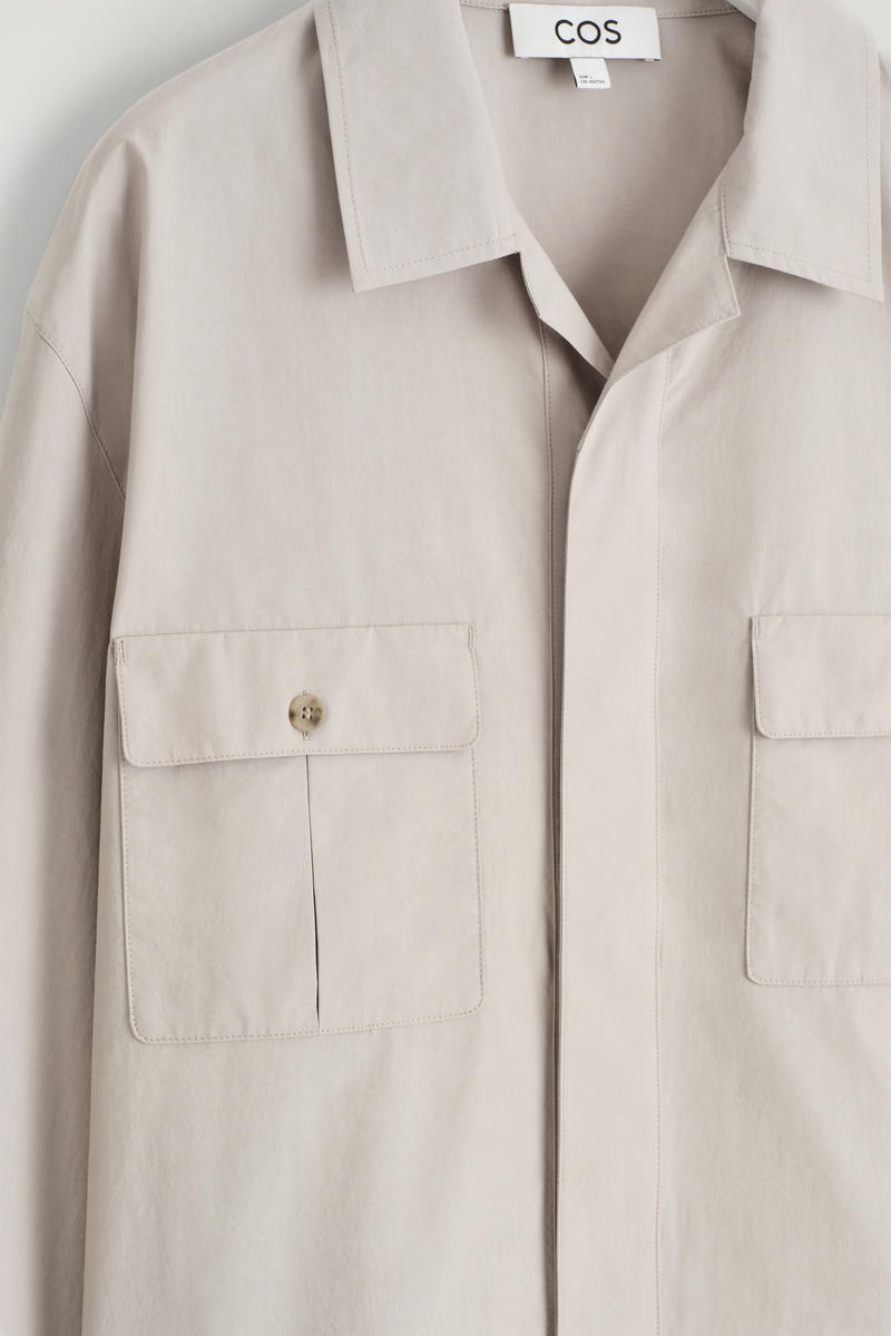 COS リラックスコットンオーバーシャツ