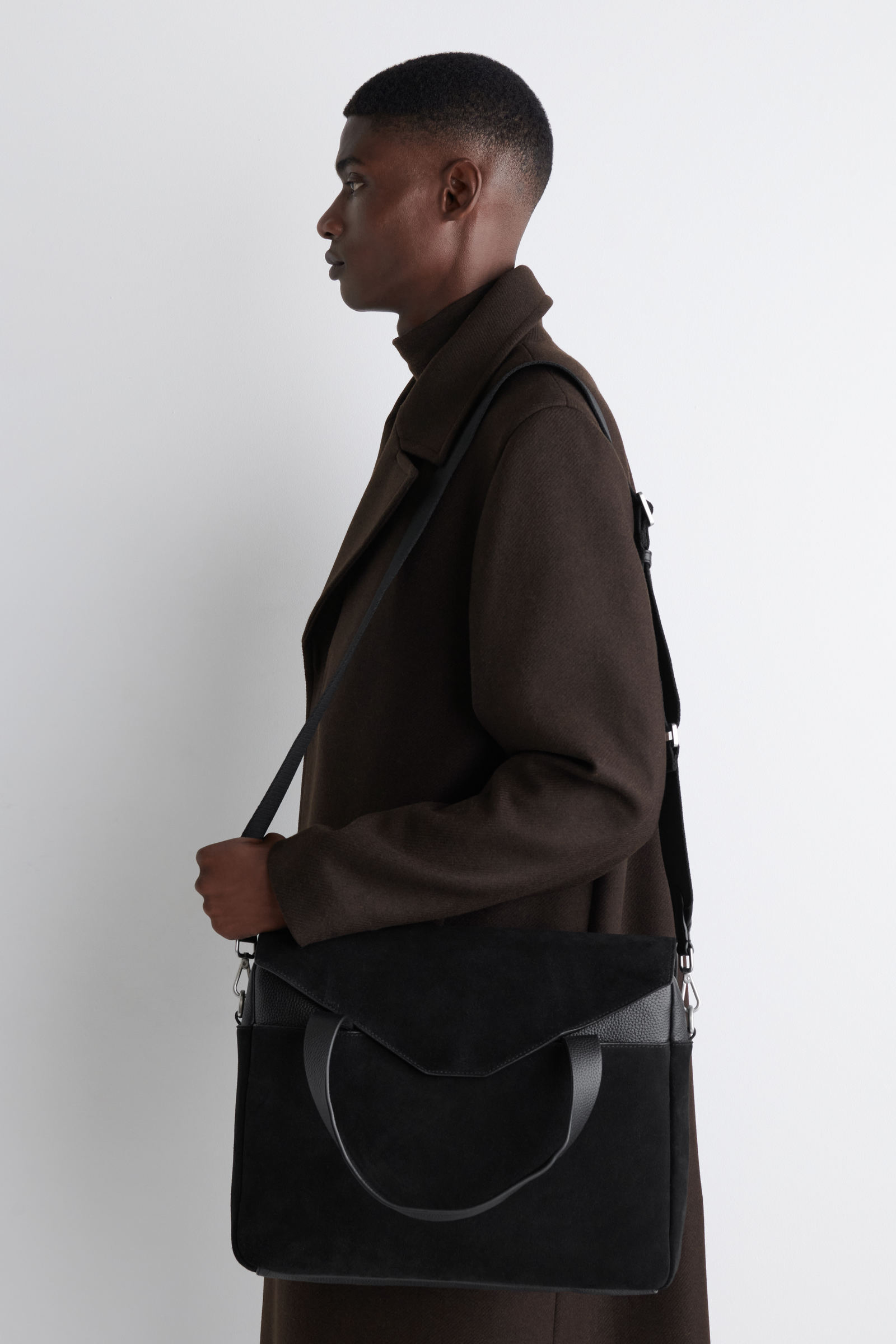 COS コンバーチブルスエードバッグ black CONVERTIBLE TOTE BAG - SUEDE コンバーチブルトートバッグ - スエード