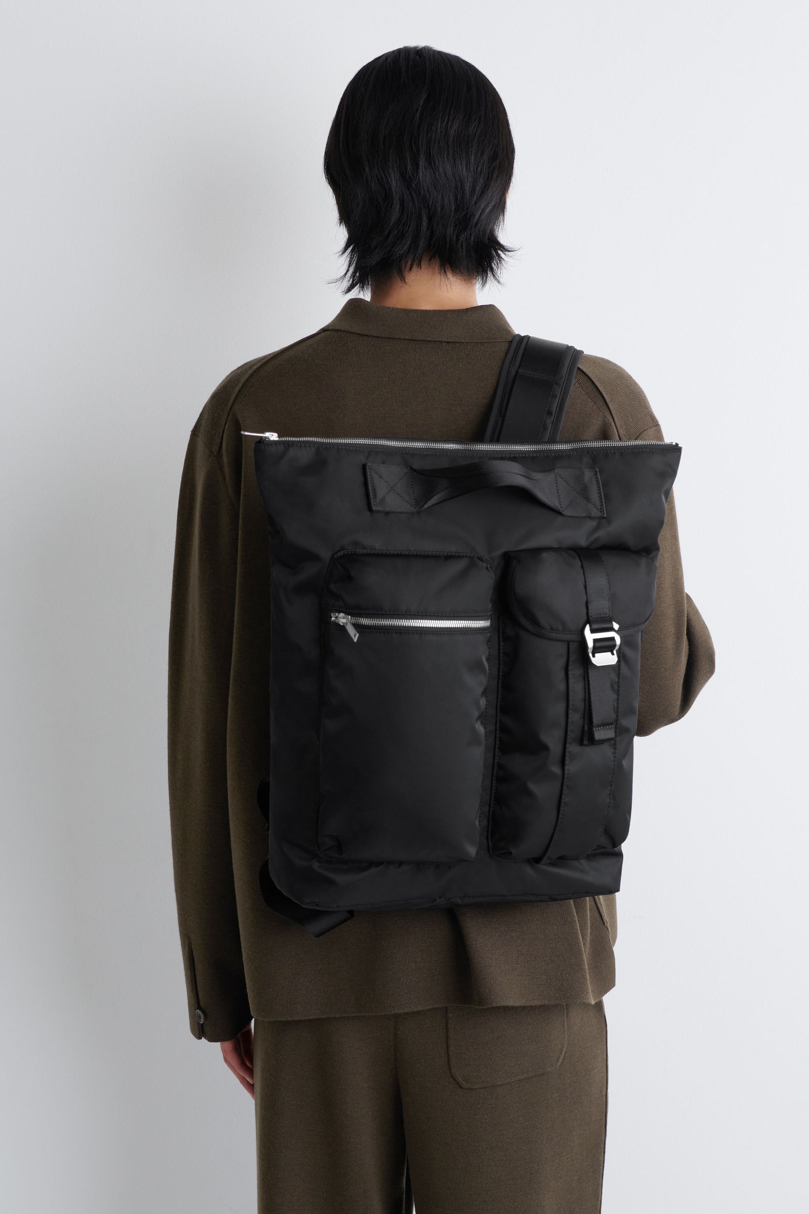 PURSUIT BACKPACK - NYLON パシュート バックパック - ナイロン