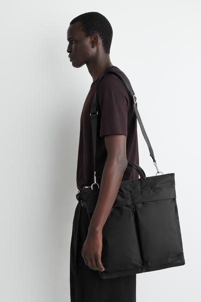 COS トランジットメッセンジャーバッグ - ナイロン